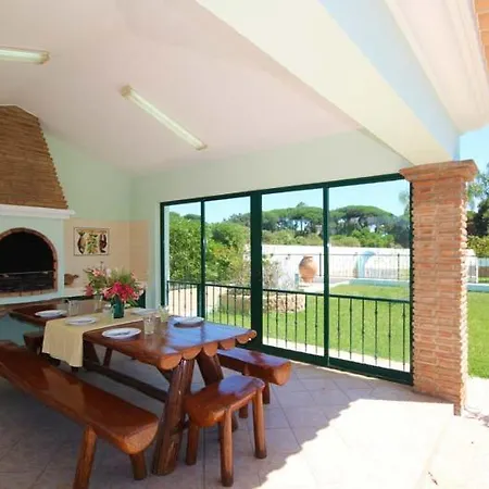 Sleeps 10 Pool Air Con Wifi T607903 Vila *