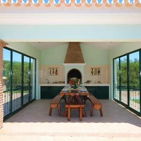 Sleeps 10 Pool Air Con Wifi T607903 * Almancil